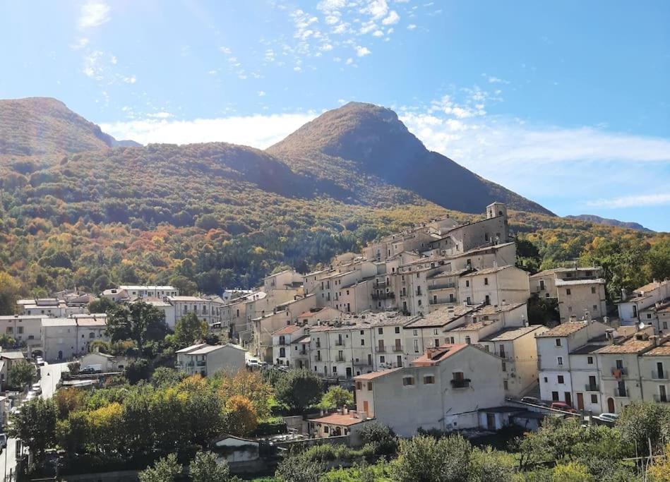 Casa Con Vista Lago, Civitella Alfedena Exterior foto